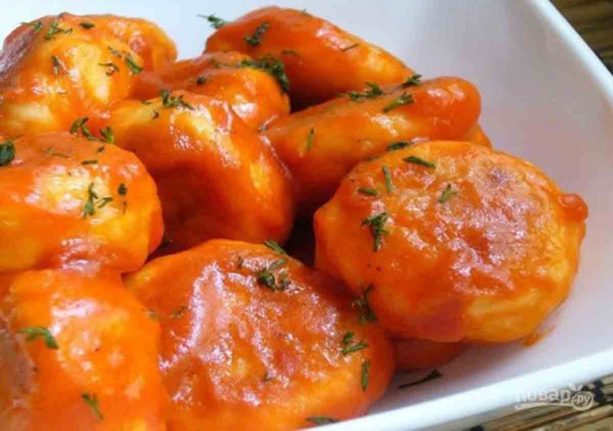 Куриные биточки в духовке с подливкой 🥩 Кулинарных Дел Мастер