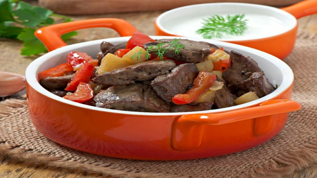 Куриная печень с луком