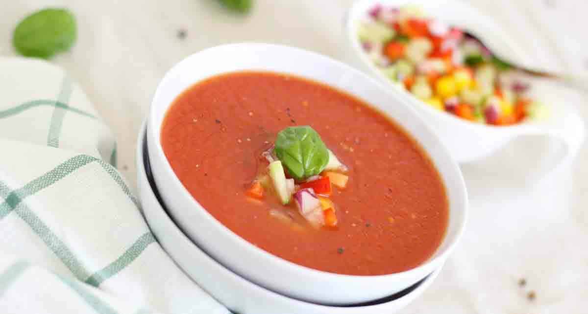 Густой и наваристый суп с гречкой и томатами